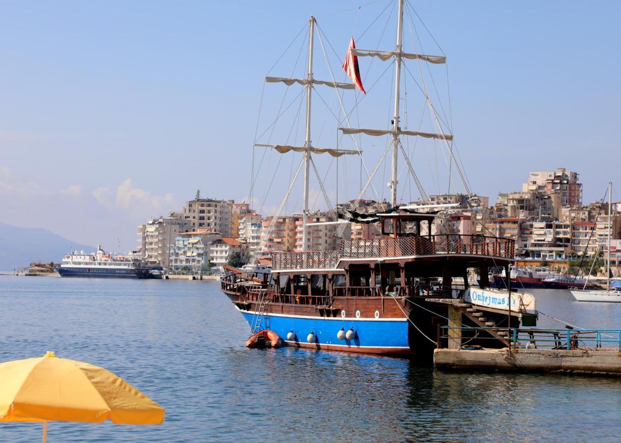 Luxury Seafront Apartments Saranda Zewnętrze zdjęcie