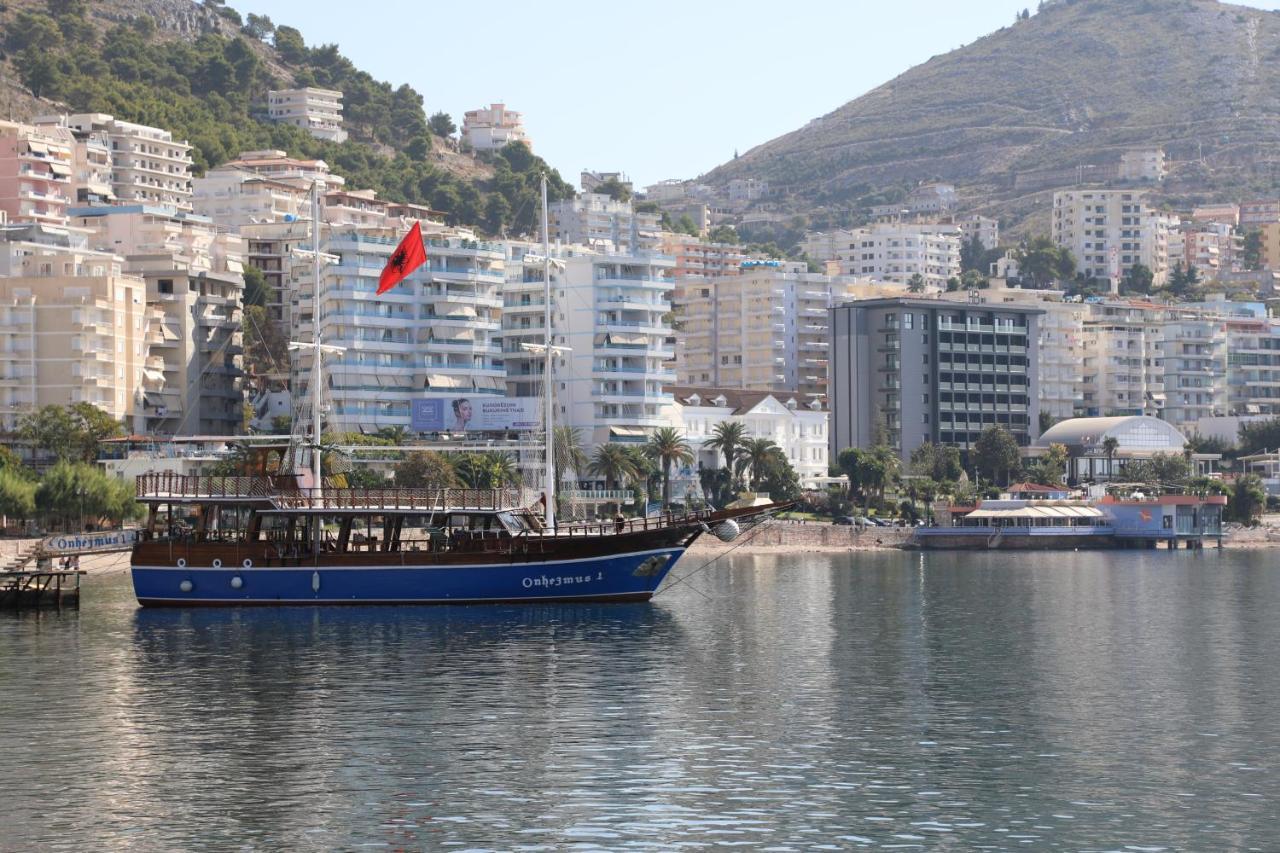 Luxury Seafront Apartments Saranda Zewnętrze zdjęcie
