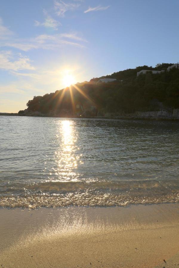 Luxury Seafront Apartments Saranda Zewnętrze zdjęcie