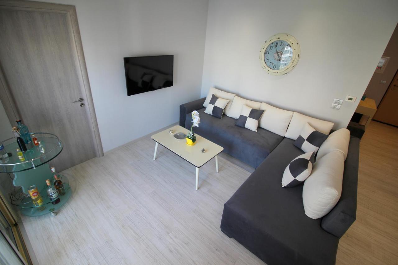 Luxury Seafront Apartments Saranda Zewnętrze zdjęcie